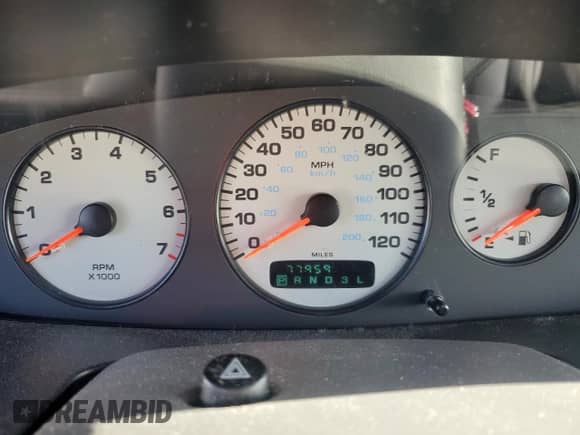 2000 Dodge Stratus SE with VIN 1B3EJ46X8YN175496, listed as a Copart auction lot 70048685 with 77,959 mi miles and Salvage title. Bid and sale history available at DreamBid. Image 9.