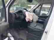 2023 Ram ProMaster Cargo с VIN 3C6LRVDG8PE541538, выставлен на аукционе IAAI как лот 43130640 с пробегом 54 168 миль миль и . История ставок и продаж доступна на DreamBid. Изображение 5.