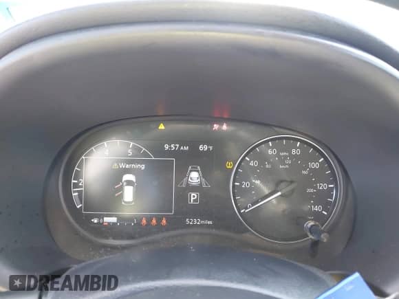 2024 Nissan Kicks SR с VIN 3N1CP5DV3RL571741, выставлен на аукционе IAAI как лот 42214805 с пробегом 5 232 миль миль и . История ставок и продаж доступна на DreamBid. Изображение 7.