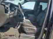 2023 GMC Sierra 1500 Denali z VIN 3GTUUGED7PG111838, wystawiony jako Copart lot #63683155 z przebiegiem Nie podano mil oraz Czysty tytuł • Clean title. Historia ofert i sprzedaży dostępna na DreamBid. Obrazek 7.