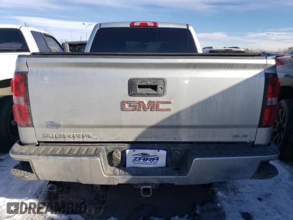 2014 GMC Sierra 1500 SLE with VIN 3GTU2UEC4EG171326, listed as a Copart auction lot 42332465 with 164,080 mi miles and Non repairable. Bid and sale history available at DreamBid. Image 6.