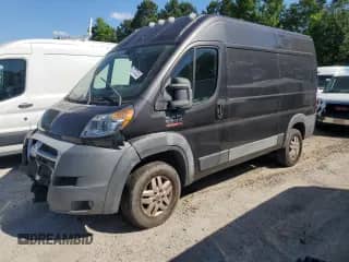 2015 Ram ProMaster z VIN 3C6TRVCD1FE512520, wystawiony jako Copart lot #57737025 z przebiegiem 97 298 mil mil oraz Szkoda całkowita • Salvage title. Historia ofert i sprzedaży dostępna na DreamBid. Obrazek 1.