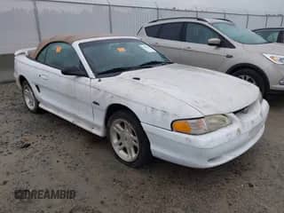 1998 Ford Mustang GT z VIN 1FAFP45XXWF189285, wystawiony jako IAAI lot #43575044 z przebiegiem 139 454 mil mil oraz . Historia ofert i sprzedaży dostępna na DreamBid. Obrazek 1.