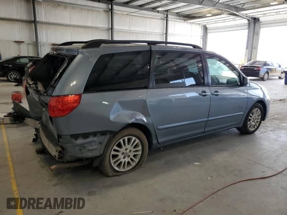 2010 Toyota Sienna XLE с VIN 5TDYK4CC3AS322737, выставлен на аукционе Copart как лот 71288485 с пробегом 307 807 миль миль и Списание • Salvage title. История ставок и продаж доступна на DreamBid. Изображение 3.