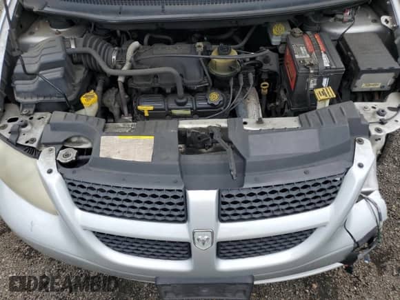 2004 Dodge Caravan SE with VIN 1D4GP24R44B514557, listed as a Copart auction lot 64624795 with 133,447 mi miles and Salvage title. Bid and sale history available at DreamBid. Image 12.