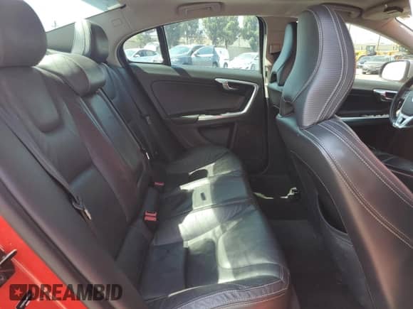 2012 Volvo S60 T6 с VIN YV1902FH2C2085183, выставлен на аукционе Copart как лот 70185745 с пробегом 110 477 миль миль и Списание • Salvage title. История ставок и продаж доступна на DreamBid. Изображение 10.