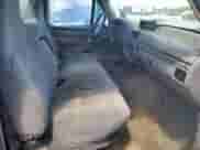 1995 Ford F-150 z VIN 1FTEF15NXSNB40366, wystawiony jako Copart lot #48972335 z przebiegiem Nie podano mil oraz Szkoda całkowita • Salvage title. Historia ofert i sprzedaży dostępna na DreamBid. Obrazek 7.