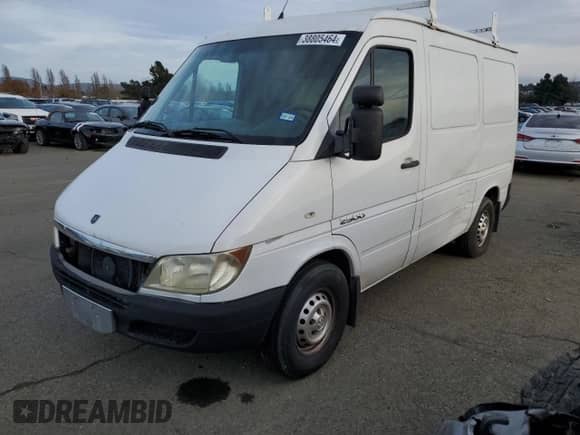 2005 Dodge Sprinter with VIN WD2PD144255762907, listed as a Copart auction lot 38805464 with 192,940 mi miles and Non repairable. Bid and sale history available at DreamBid. Image 1.