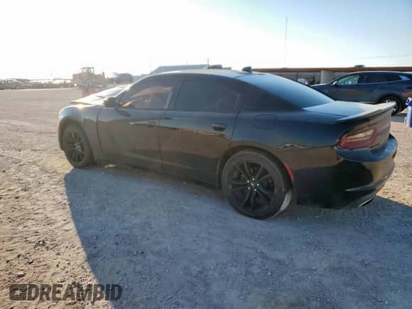 2017 Dodge Charger SXT с VIN 2C3CDXHG4HH575595, выставлен на аукционе Copart как лот 84796935 с пробегом 98 487 миль миль и Списание • Salvage title. История ставок и продаж доступна на DreamBid. Изображение 2.