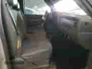 2006 Chevrolet Silverado 1500 Work Truck с VIN 3GCEC14V06G137520, выставлен на аукционе Copart как лот 42435345 с пробегом 352 386 миль миль и Списание • Salvage title. История ставок и продаж доступна на DreamBid. Изображение 7.