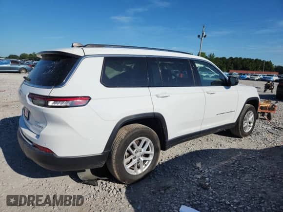 2023 Jeep Grand Cherokee Laredo with VIN 1C4RJKAG8P8886964, listed as a Copart auction lot 64166715 with 35,923 mi miles and Salvage title. Bid and sale history available at DreamBid. Image 3.
