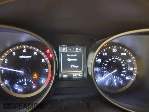 2018 Hyundai Santa Fe SE with VIN KM8SMDHFXJU268928, listed as a Copart auction lot 81796975 with 84,614 mi miles and Non repairable. Bid and sale history available at DreamBid. Image 9.