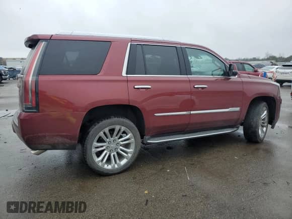 2019 Cadillac Escalade with VIN NY76920, listed as a Copart auction lot 88624235 with 59,011 mi miles and Non repairable. Bid and sale history available at DreamBid. Image 3.