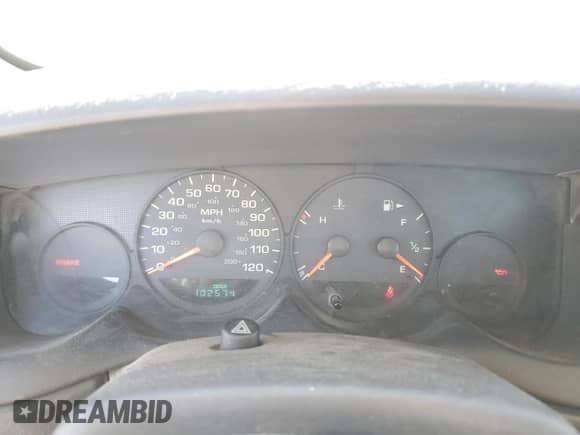 2000 Dodge Neon Highline с VIN 1B3ES46C1YD843672, выставлен на аукционе Copart как лот 46448735 с пробегом 102 574 миль миль и Чистый • Clean title. История ставок и продаж доступна на DreamBid. Изображение 9.