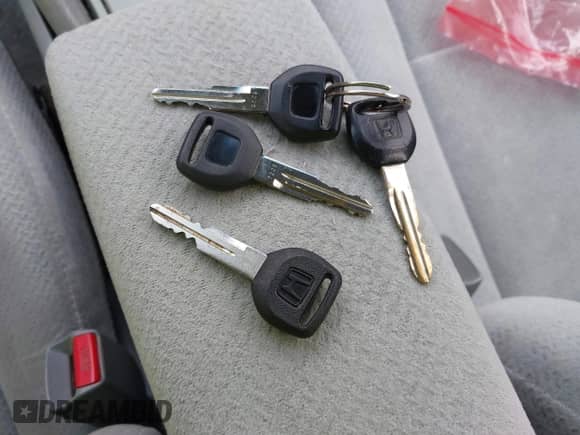 1997 Honda Accord Value с VIN 1HGCD5685VA163807, выставлен на аукционе IAAI как лот 43544143 с пробегом 263 311 миль миль и . История ставок и продаж доступна на DreamBid. Изображение 11.