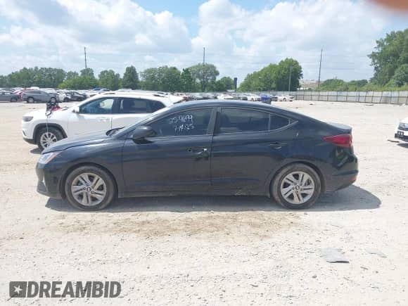 2019 Hyundai Elantra Value Edition с VIN KMHD84LF9KU746035, выставлен на аукционе IAAI как лот 42935716 с пробегом 118 383 миль миль и . История ставок и продаж доступна на DreamBid. Изображение 14.