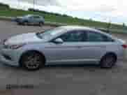 2017 Hyundai Sonata SE с VIN 5NPE24AFXHH441837, выставлен на аукционе IAAI как лот 43051578 с пробегом 151 662 миль миль и . История ставок и продаж доступна на DreamBid. Изображение 14.