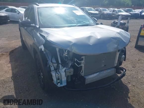 2024 Chevrolet Trax ACTIV z VIN KL77LKE25RC196943, wystawiony jako IAAI lot #42663107 z przebiegiem 16 982 mil mil oraz . Historia ofert i sprzedaży dostępna na DreamBid. Obrazek 17.