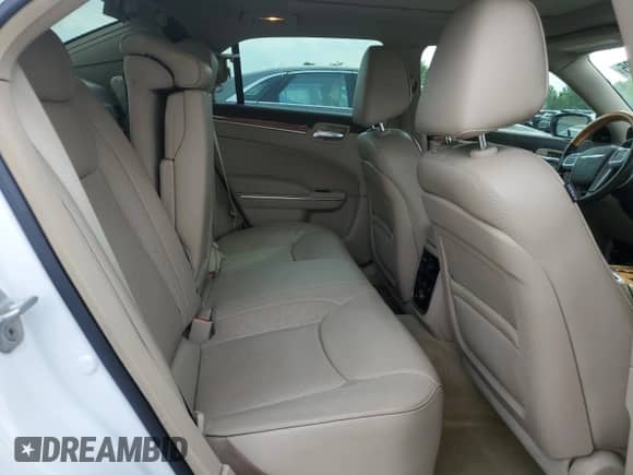 2013 Chrysler 300 C с VIN 2C3CCAETXDH659268, выставлен на аукционе Copart как лот 63842895 с пробегом 95 518 миль миль и Списание • Salvage title. История ставок и продаж доступна на DreamBid. Изображение 10.