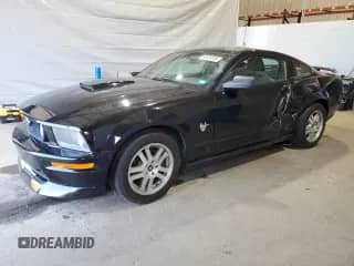 2009 Ford Mustang GT с VIN 1ZVHT82HX95106030, выставлен на аукционе Copart как лот 63610135 с пробегом 126 757 миль миль и Списание • Salvage title. История ставок и продаж доступна на DreamBid. Изображение 1.