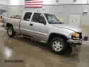 2006 GMC Sierra 1500 SLE1 z VIN 2GTEK19B961301924, wystawiony jako Copart lot #68441915 z przebiegiem 212 314 mil mil oraz Czysty tytuł • Clean title. Historia ofert i sprzedaży dostępna na DreamBid. Obrazek 4.