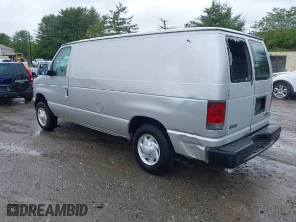 2008 Ford Econoline Cargo Commercial with VIN 1FTNE14W08DA28087, listed as a IAAI auction lot 42365041 with 135,182 mi miles and . Bid and sale history available at DreamBid. Image 3.