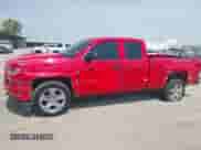 2017 Chevrolet Silverado 1500 Custom с VIN 1GCRCPEC1HZ332692, выставлен на аукционе IAAI как лот 43062790 с пробегом 145 019 миль миль и . История ставок и продаж доступна на DreamBid. Изображение 6.