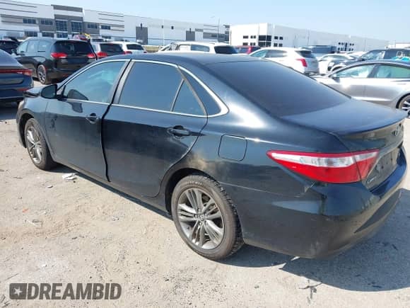 2017 Toyota Camry XLE z VIN 4T1BF1FK7HU451173, wystawiony jako IAAI lot #43172057 z przebiegiem 130 810 mil mil oraz . Historia ofert i sprzedaży dostępna na DreamBid. Obrazek 3.
