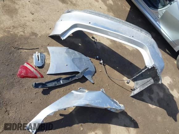 2023 Toyota Camry Hybrid XLE с VIN 4T1F31AK1PU602136, выставлен на аукционе IAAI как лот 41670386 с пробегом 32 014 миль миль и . История ставок и продаж доступна на DreamBid. Изображение 12.