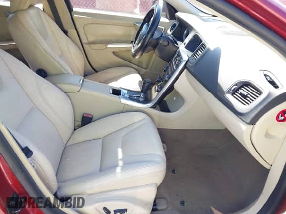 2012 Volvo S60 T5 с VIN YV1622FS2C2046389, выставлен на аукционе IAAI как лот 43458299 с пробегом 128 633 миль миль и . История ставок и продаж доступна на DreamBid. Изображение 5.