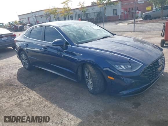 2020 Hyundai Sonata SEL с VIN 5NPEL4JAXLH038127, выставлен на аукционе IAAI как лот 43174933 с пробегом 81 606 миль миль и . История ставок и продаж доступна на DreamBid. Изображение 1.