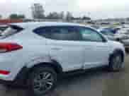 2017 Hyundai Tucson SE с VIN KM8J23A40HU465007, выставлен на аукционе IAAI как лот 43387901 с пробегом 33 410 миль миль и . История ставок и продаж доступна на DreamBid. Изображение 6.