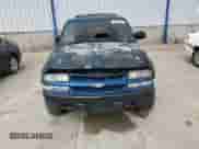 2001 Chevrolet Blazer LS z VIN 1GNCT18W61K158519, wystawiony jako Copart lot #50435495 z przebiegiem Nie podano mil oraz Nie do naprawy • Non repairable. Historia ofert i sprzedaży dostępna na DreamBid. Obrazek 5.