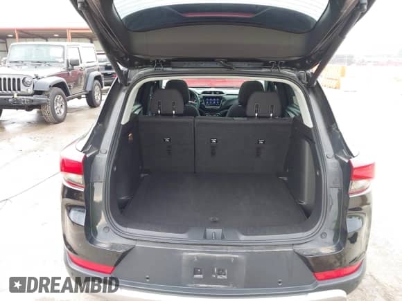 2021 Chevrolet TrailBlazer LT с VIN KL79MPSL9MB006463, выставлен на аукционе IAAI как лот 42521821 с пробегом 68 875 миль миль и . История ставок и продаж доступна на DreamBid. Изображение 18.