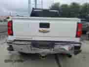 2015 Chevrolet Silverado 2500HD Work Truck z VIN 1GC1KUEG0FF544533, wystawiony jako Copart lot #60290975 z przebiegiem 187 360 mil mil oraz Szkoda całkowita • Salvage title. Historia ofert i sprzedaży dostępna na DreamBid. Obrazek 6.