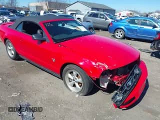 2009 Ford Mustang z VIN 1ZVHT84N195118747, wystawiony jako IAAI lot #41804613 z przebiegiem 54 503 mil mil oraz . Historia ofert i sprzedaży dostępna na DreamBid. Obrazek 1.