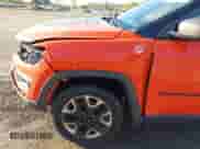 2018 Jeep Compass Trailhawk с VIN 3C4NJDDB3JT356310, выставлен на аукционе IAAI как лот 43358093 с пробегом 100 479 миль миль и . История ставок и продаж доступна на DreamBid. Изображение 17.