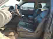 2009 Cadillac Escalade z VIN 1GYFC132X9R151368, wystawiony jako Copart lot #80674345 z przebiegiem 171 285 mil mil oraz Szkoda całkowita • Salvage title. Historia ofert i sprzedaży dostępna na DreamBid. Obrazek 7.