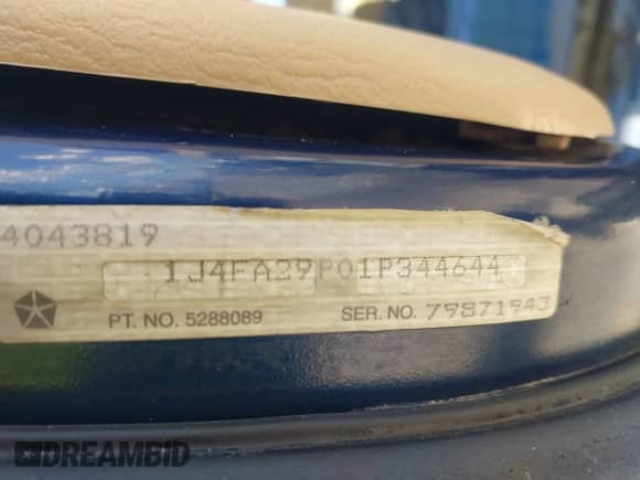 2001 Jeep Wrangler SE with VIN 1J4FA29P01P344644, listed as a IAAI auction lot 42170936 with 130,938 mi miles and . Bid and sale history available at DreamBid. Image 9.