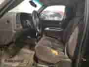 2003 GMC Sierra 1500 SLE с VIN 1GTEK14T13Z287925, выставлен на аукционе Copart как лот 84095764 с пробегом 248 720 миль миль и На запчасти • Non repairable. История ставок и продаж доступна на DreamBid. Изображение 7.