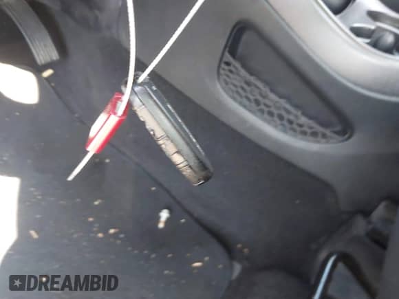 2014 Dodge Journey SE z VIN 3C4PDCAB3ET259144, wystawiony jako IAAI lot #43121345 z przebiegiem 155 660 mil mil oraz . Historia ofert i sprzedaży dostępna na DreamBid. Obrazek 11.