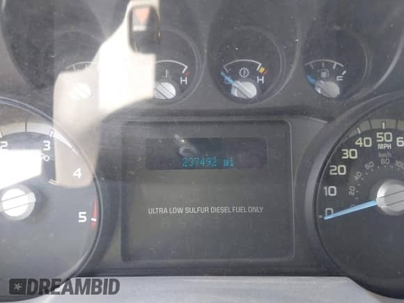 2015 Ford F-250 Lariat with VIN 1FT7W2BT4FEB51919, listed as a IAAI auction lot 43108682 with 237,492 mi miles and . Bid and sale history available at DreamBid. Image 7.