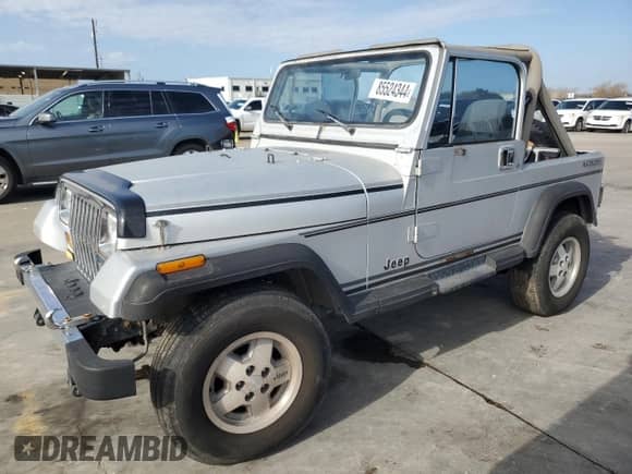 1989 Jeep Wrangler с VIN 2J4FY59T7KJ137127, выставлен на аукционе Copart как лот 85524344 с пробегом 150 929 миль миль и Чистый • Clean title. История ставок и продаж доступна на DreamBid. Изображение 1.