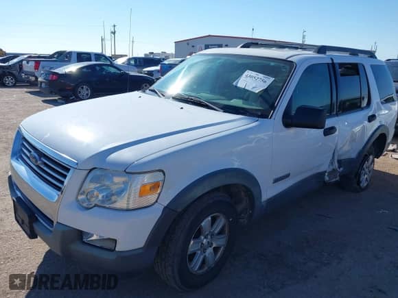 2006 Ford Explorer XLT with VIN 1FMEU73E66UA73073, listed as a IAAI auction lot 43052756 with 140,863 mi miles and . Bid and sale history available at DreamBid. Image 2.