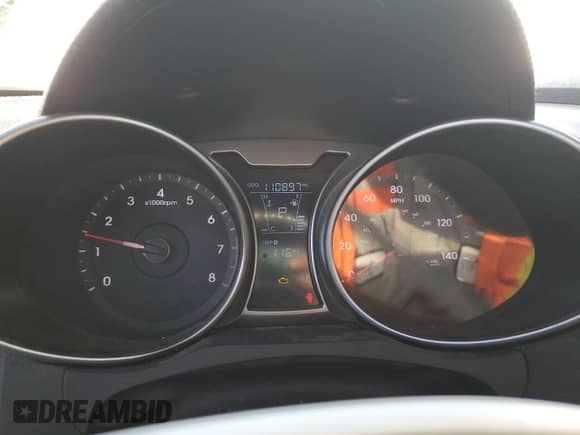 2013 Hyundai Veloster w/Black Int z VIN KMHTC6AD4DU096489, wystawiony jako Copart lot #82087835 z przebiegiem 110 897 mil mil oraz Czysty tytuł • Clean title. Historia ofert i sprzedaży dostępna na DreamBid. Obrazek 9.