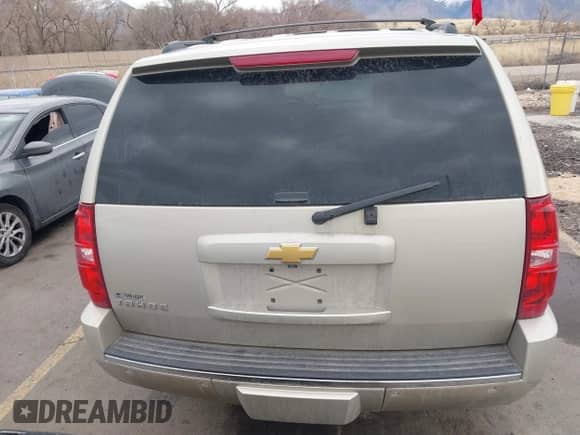 2013 Chevrolet Tahoe LTZ с VIN 1GNSCCE03DR127957, выставлен на аукционе IAAI как лот 41499268 с пробегом 64 292 миль миль и . История ставок и продаж доступна на DreamBid. Изображение 15.