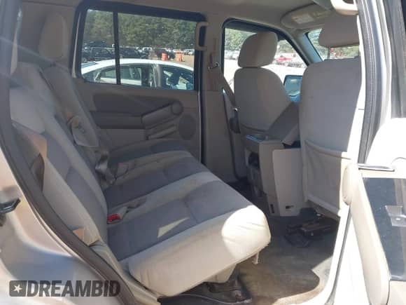 2007 Ford Explorer XLT с VIN 1FMEU63EX7UB74516, выставлен на аукционе IAAI как лот 43433565 с пробегом 237 174 миль миль и . История ставок и продаж доступна на DreamBid. Изображение 8.