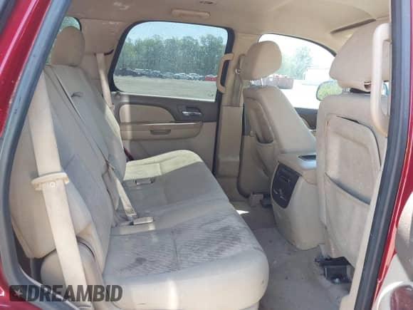 2013 Chevrolet Tahoe LS with VIN 1GNSKAE05DR187598, listed as a IAAI auction lot 42104827 with 314,751 mi miles and . Bid and sale history available at DreamBid. Image 8.