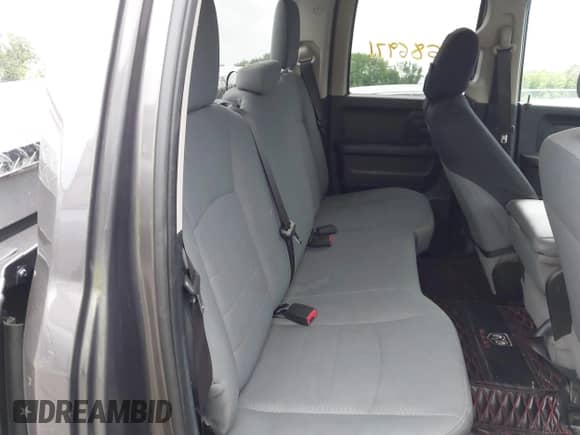 2018 Ram 1500 Tradesman с VIN 1C6RR7FT2JS327763, выставлен на аукционе IAAI как лот 42686971 с пробегом 106 454 миль миль и . История ставок и продаж доступна на DreamBid. Изображение 8.