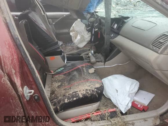 2006 Toyota Camry STD с VIN 4T1BE32K76U160481, выставлен на аукционе Copart как лот 60818045 с пробегом Не указан миль и Списание • Salvage title. История ставок и продаж доступна на DreamBid. Изображение 7.